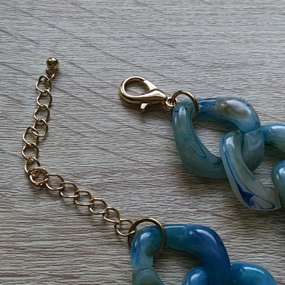 Turquoise Chain Necklace - Picture 3 of 3